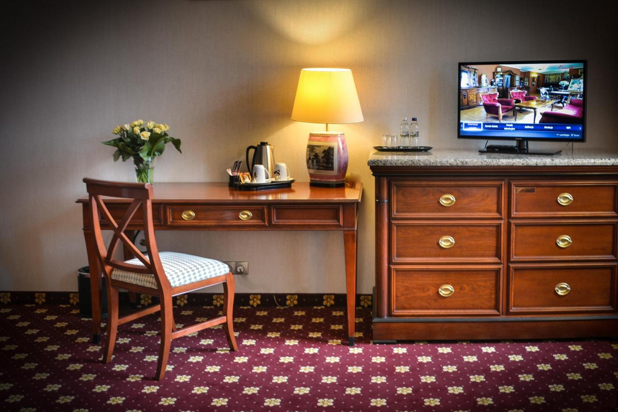 Komoda Club Residence Kalisz  Room photo