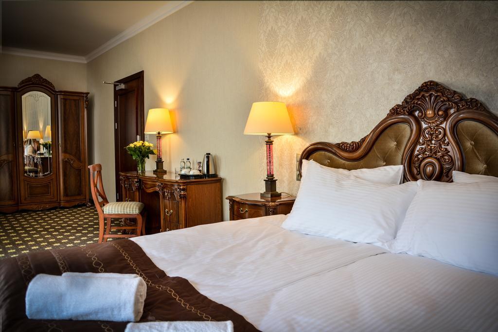 Komoda Club Residence Kalisz  Room photo