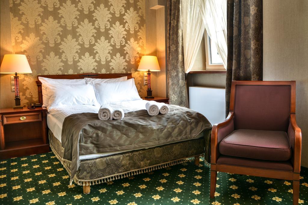 Komoda Club Residence Kalisz  Room photo